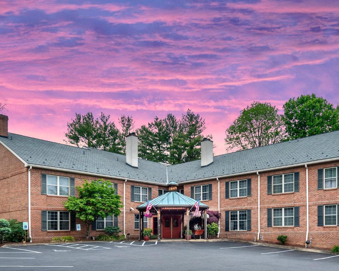 Brandywine River Hotel Chadds Ford Exterior photo